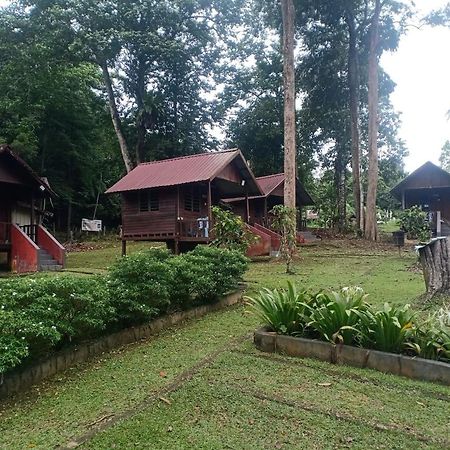 Gandah Forest Park Chalet Lanchang Esterno foto