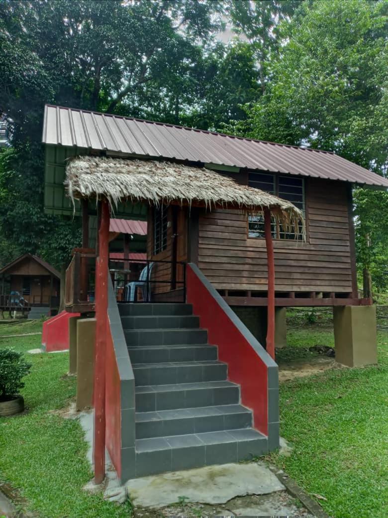 Gandah Forest Park Chalet Lanchang Esterno foto